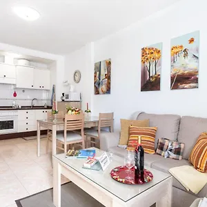 Deluxe 6 La Laguna (Tenerife)